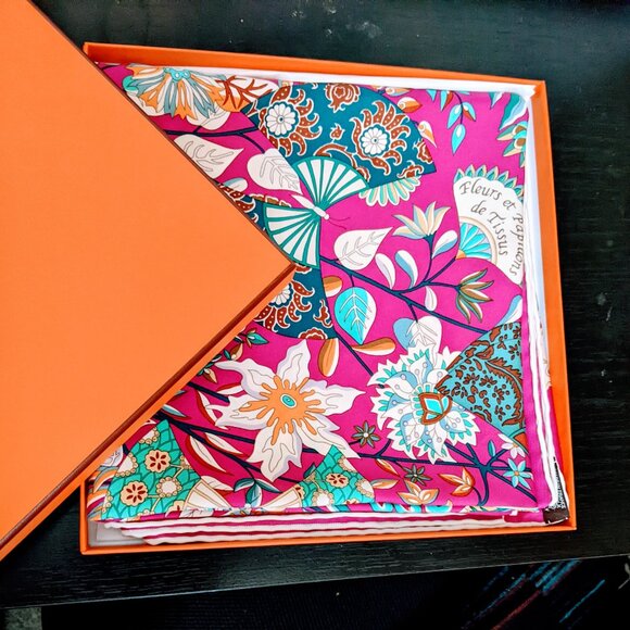 Hermes Silk Scarf "Fleurs et Papillons de Tissus" Carre 90 - Picture 11 of 11